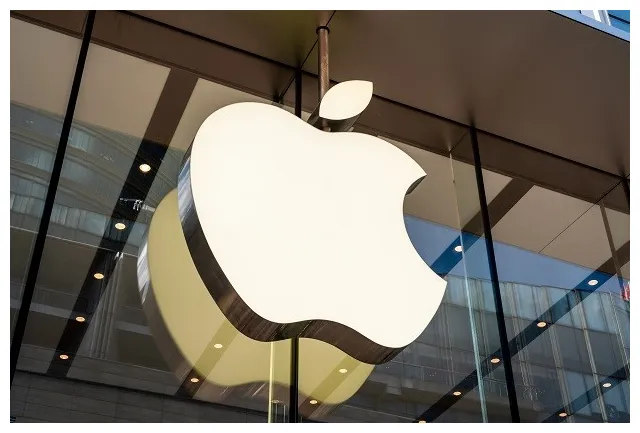 Apple event 2022 LIVE: iPhone SE 3, iPhone 13 colours, iPad Air | Radio