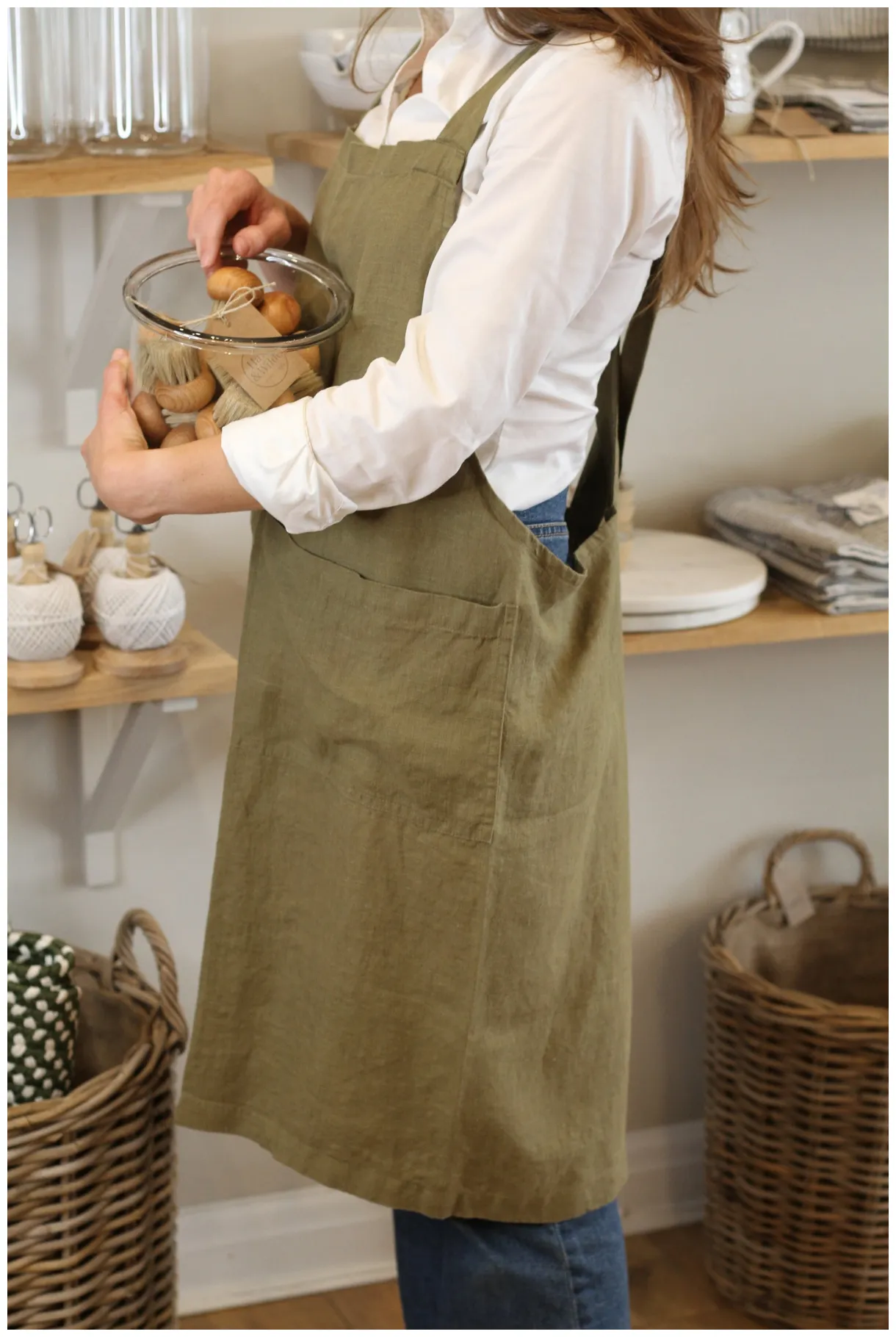 Linen cross back apron olive hare & wilde