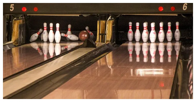 Bowling bowl game free on pixabay pixabay