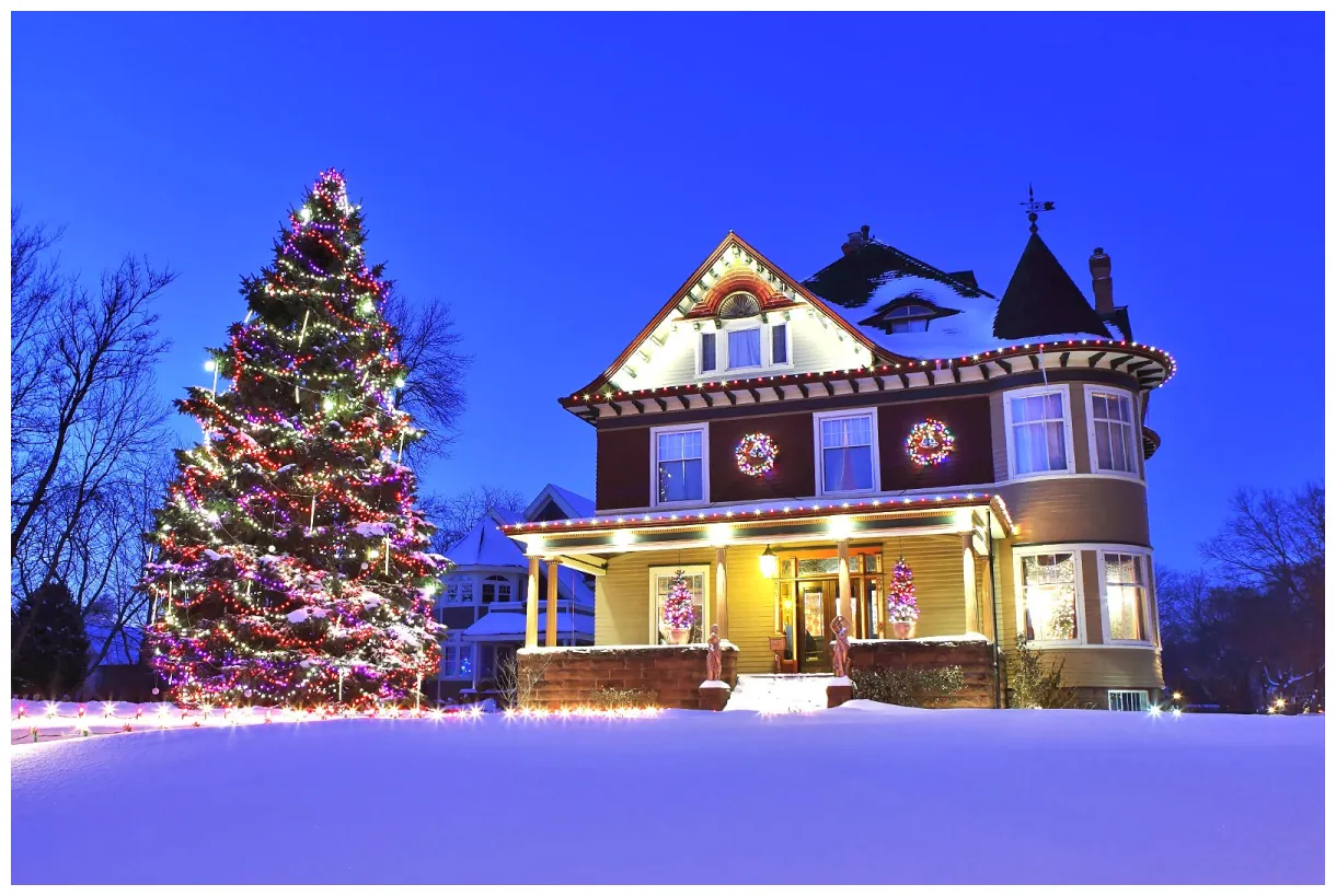 10 best places to celebrate christmas in the us where to meet santa