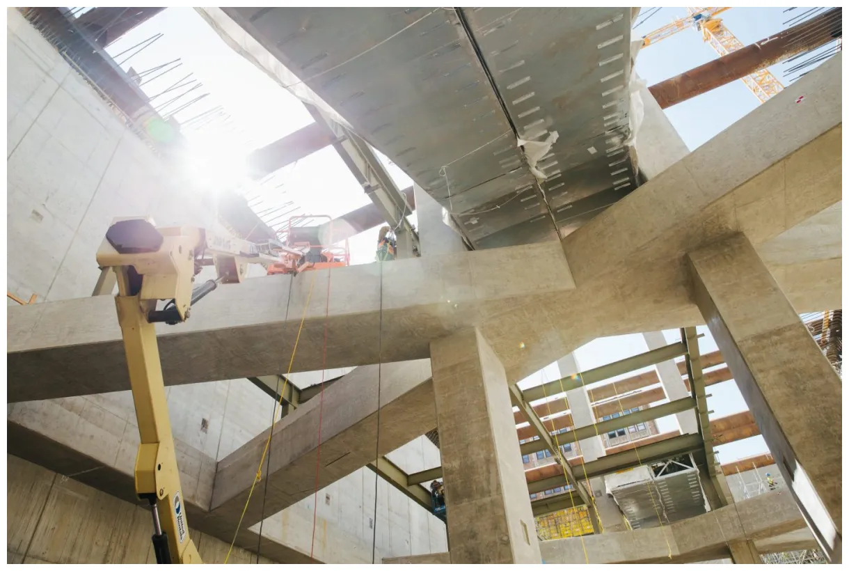 Hoffman construction — n140 u district station