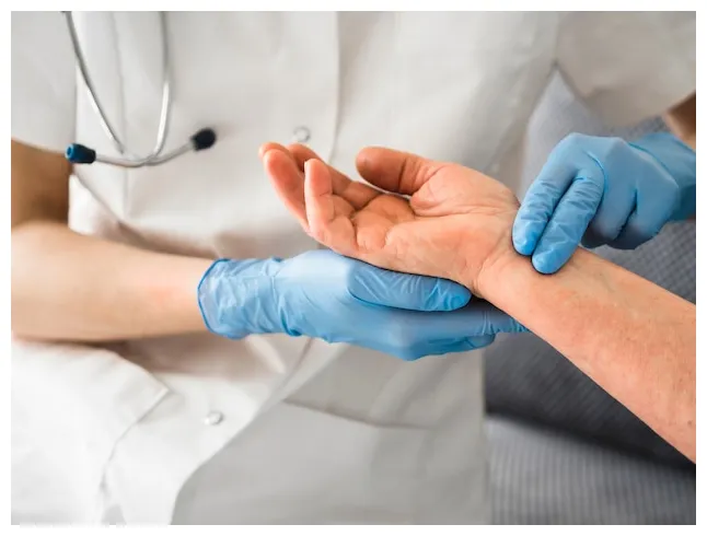Premium Photo | Close-up doctor checking pulse