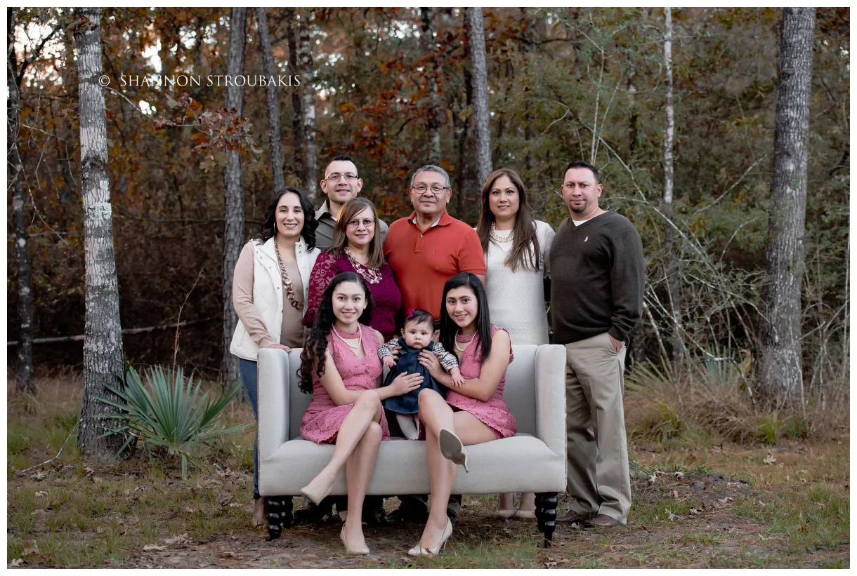 Large group family portraits extended family grapher the