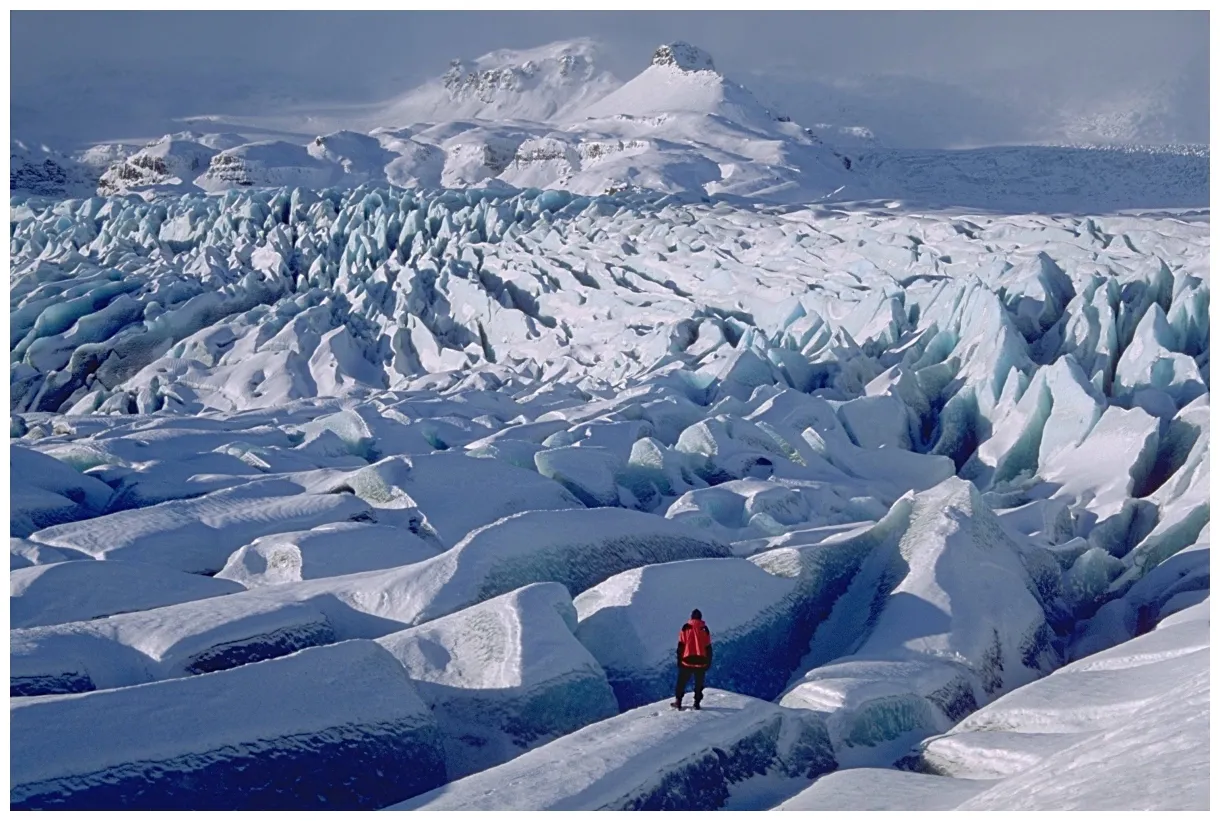 Hiking how to walk as a roped party on a glacier? the great