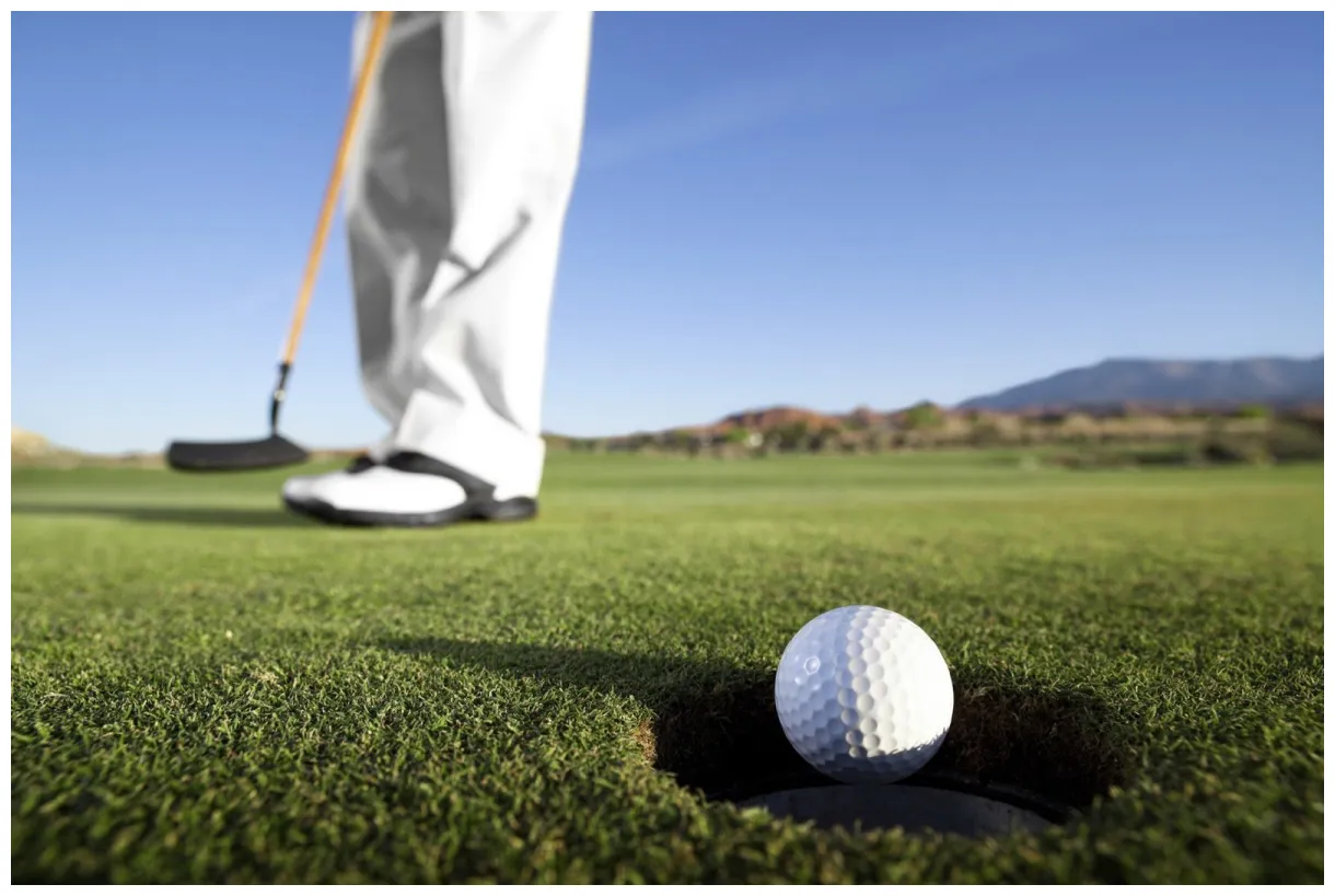 Golfer-putting consistentgolf