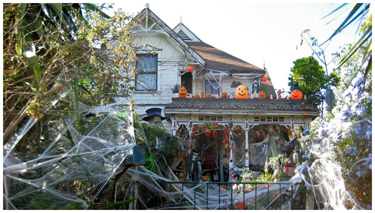 Halloween in los angeles, from haunted houses to pumpkin patches