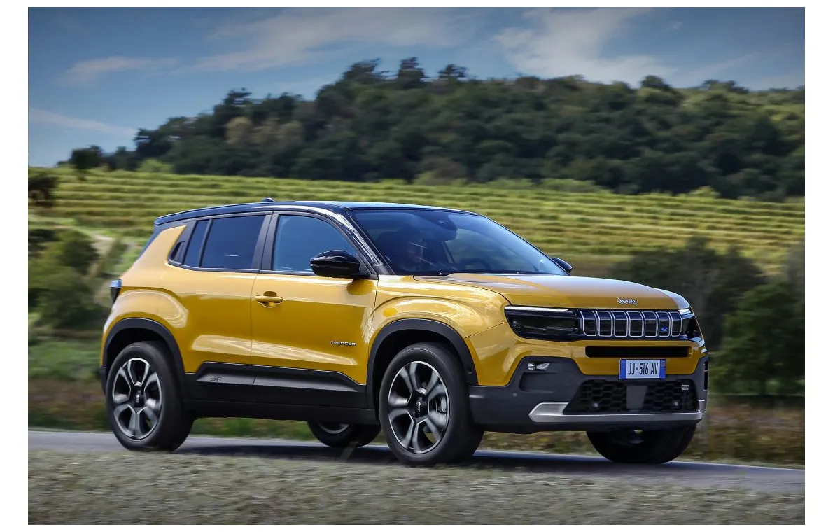 All new Jeep® Avenger unveiled in Paris, the first-ever fully electric