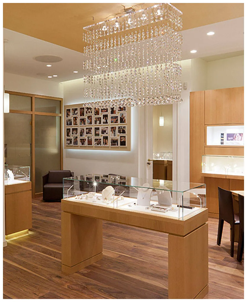 Creative luxury jewelry store interior design