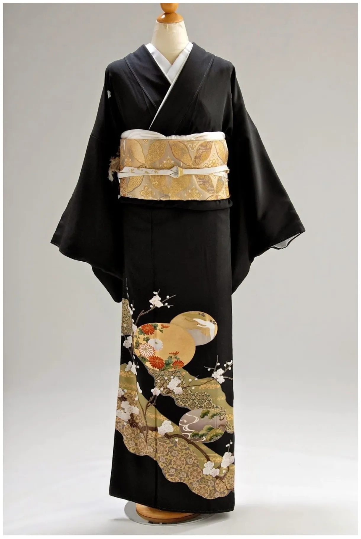 A sabukaru introduction to the kimono — sabukaru