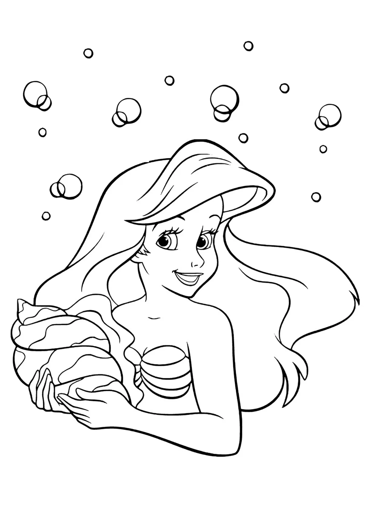 Ariel the Little Mermaid and a pretty seashell - The Little Mermaid