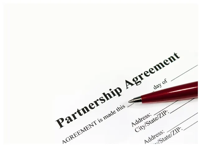 Premium Photo | Partnership agreement