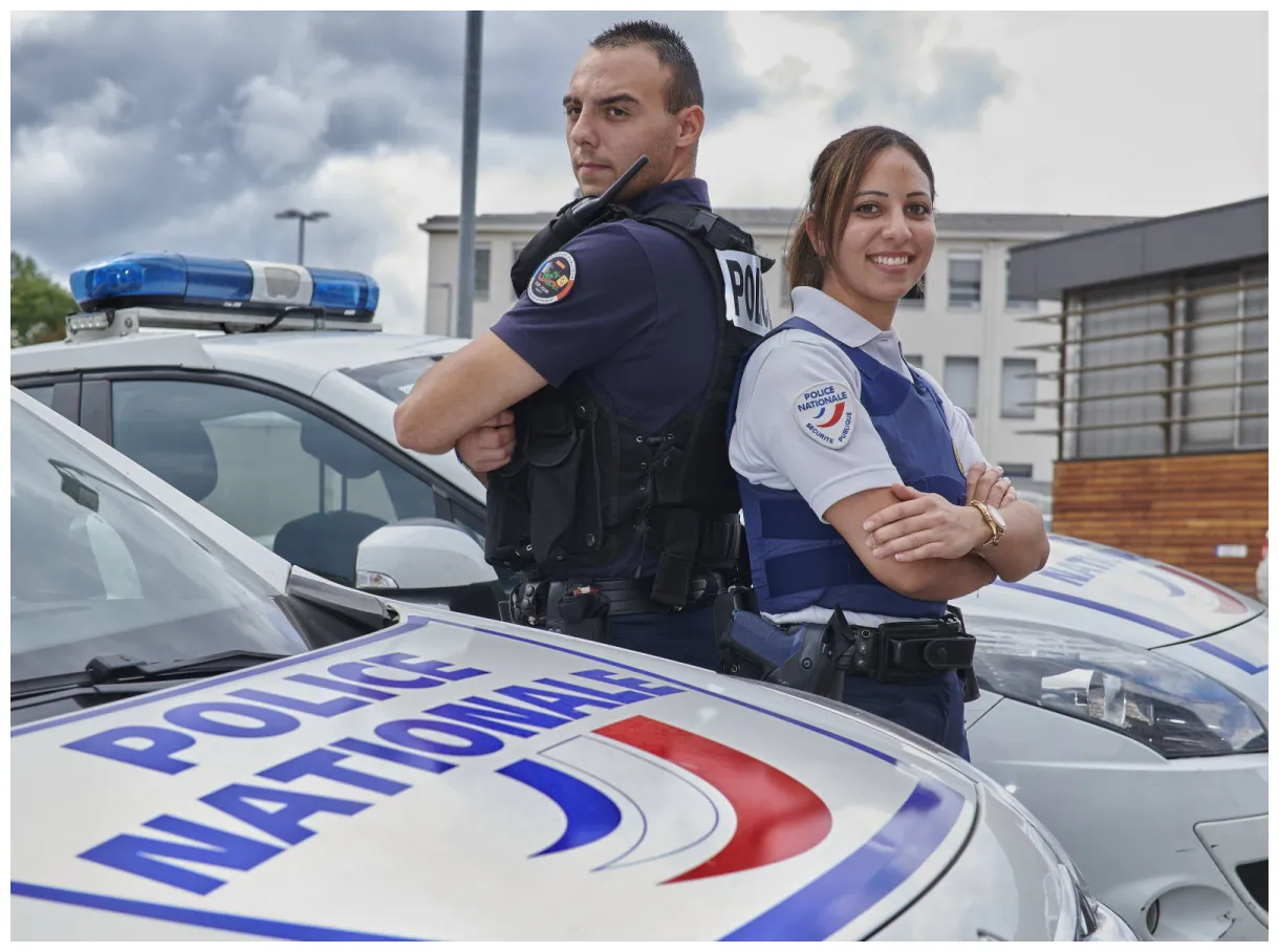 Nancy-police. débuter sa carrière comme adjoint de sécurité de la