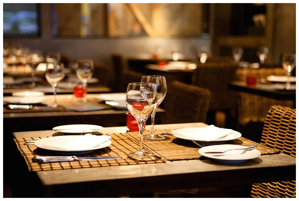 What are the restaurant table dimensions? with 3 drawings