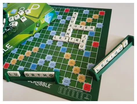 Apprendre avec le scrabble apprendre-par-le-jeu printable coloring page