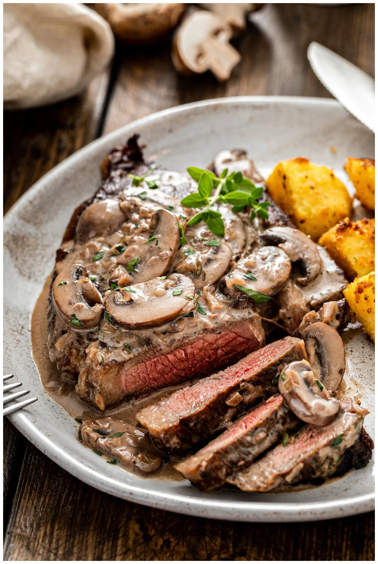 Mushroom sauce for steak the novice chef