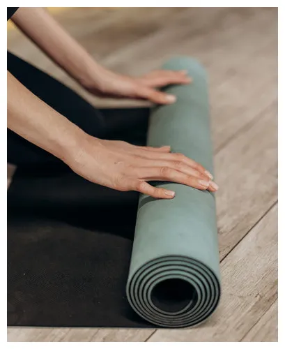 Les 7 principaux bienfaits du yoga pour la santé, l'esprit & le corps